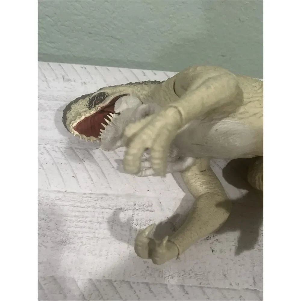 Jurassic World Rebirth Distortus Rex Figure From The Island Escape Set 17 inch